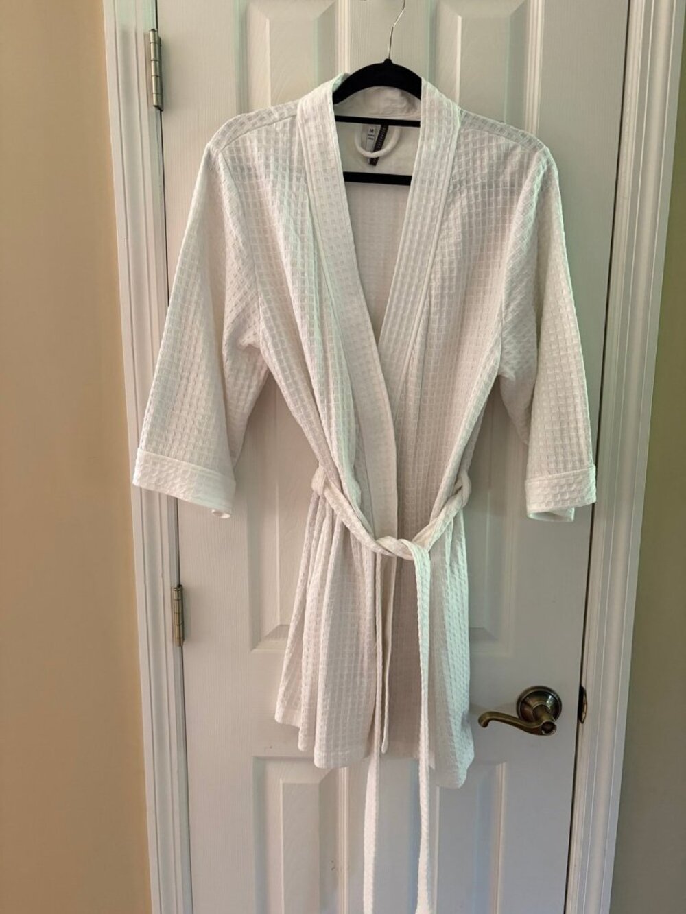 Jaclyn Intimates White Waffle Knit Robe Medium